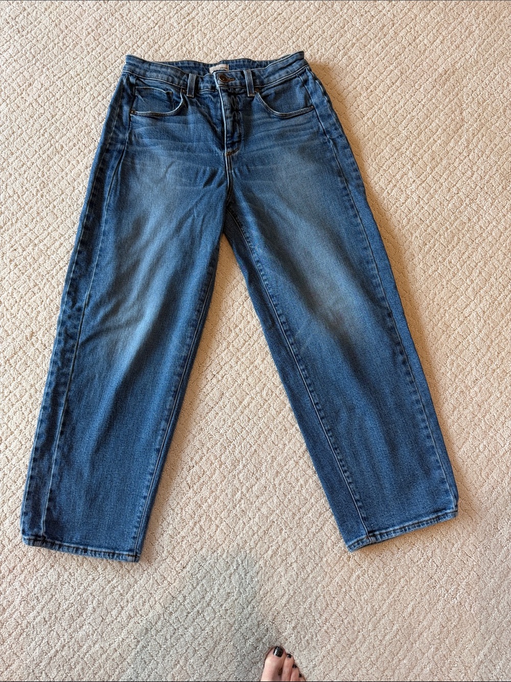 Edyson Women's Boyfriend barrel legged Jeans in Medium Blue Wash